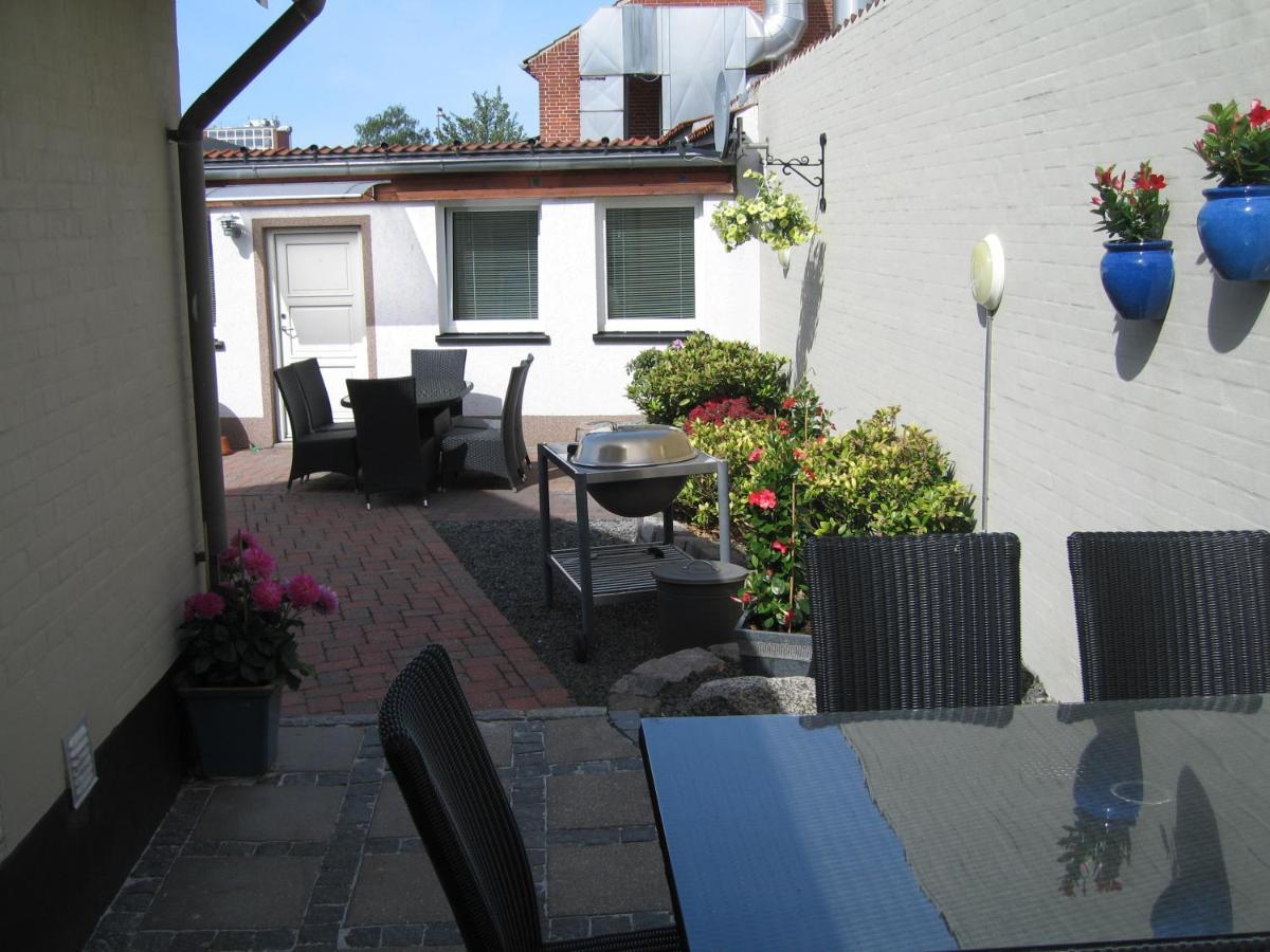 Amalie Bed And Breakfast & Apartments Odense Bagian luar foto