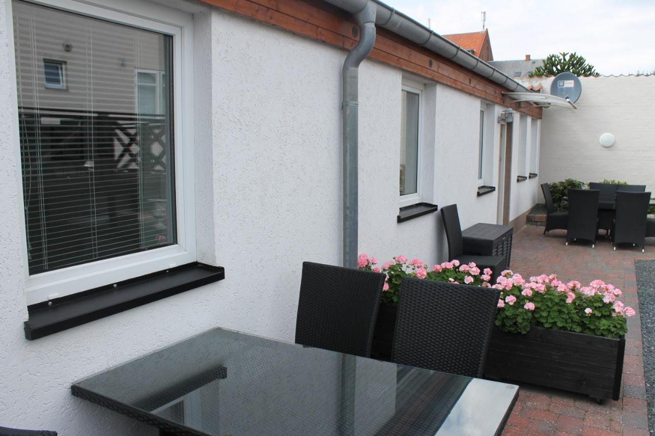 Amalie Bed And Breakfast & Apartments Odense Bagian luar foto