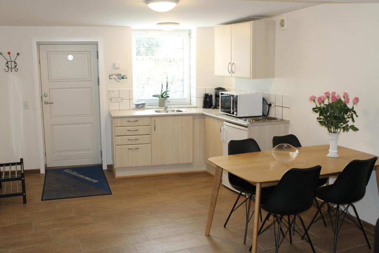 Amalie Bed And Breakfast & Apartments Odense Bagian luar foto