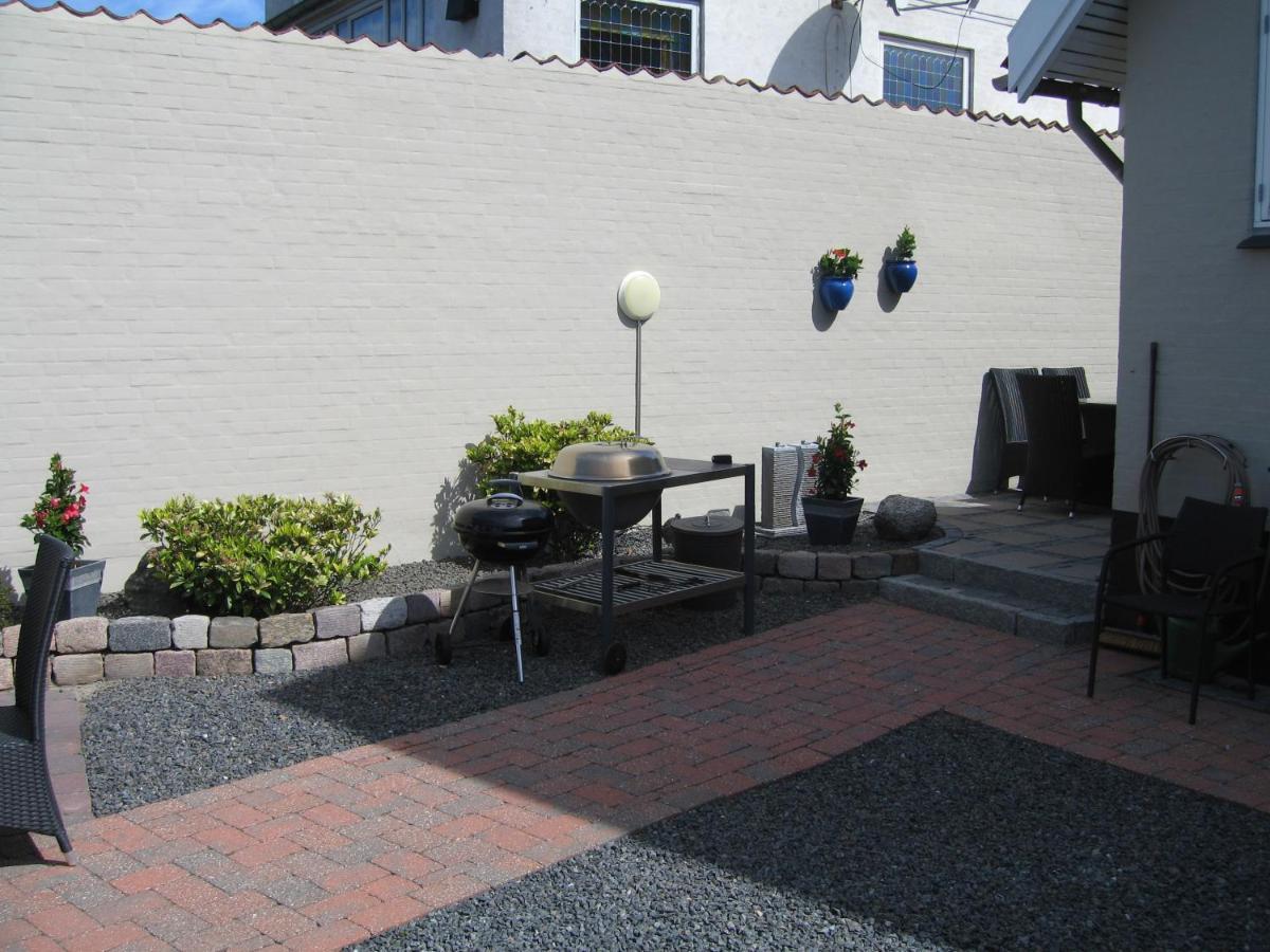 Amalie Bed And Breakfast & Apartments Odense Bagian luar foto