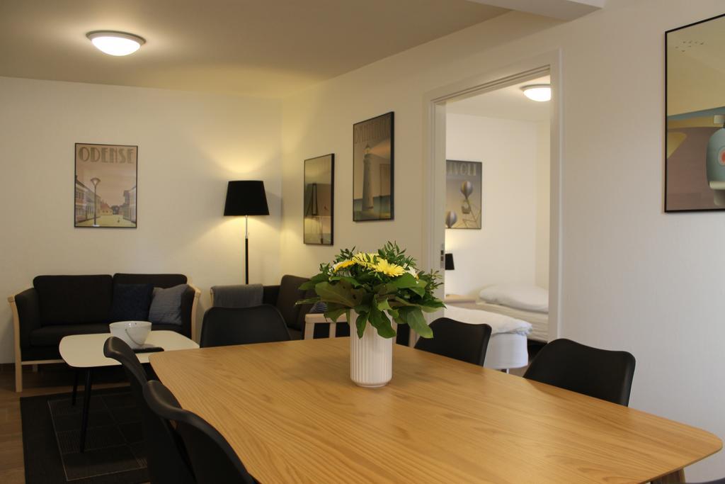 Amalie Bed And Breakfast & Apartments Odense Bagian luar foto