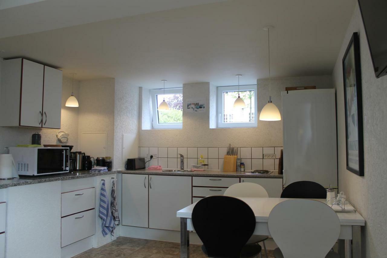 Amalie Bed And Breakfast & Apartments Odense Bagian luar foto