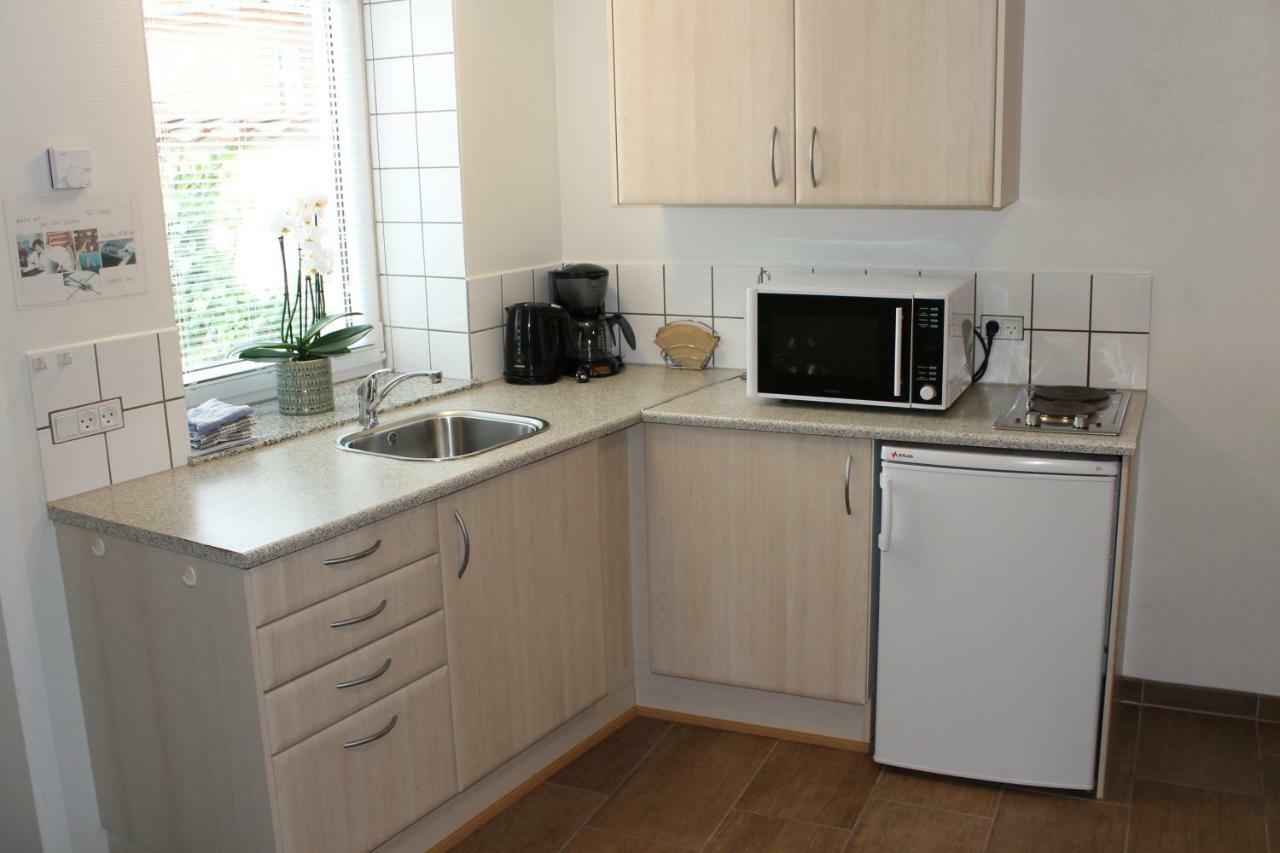 Amalie Bed And Breakfast & Apartments Odense Bagian luar foto
