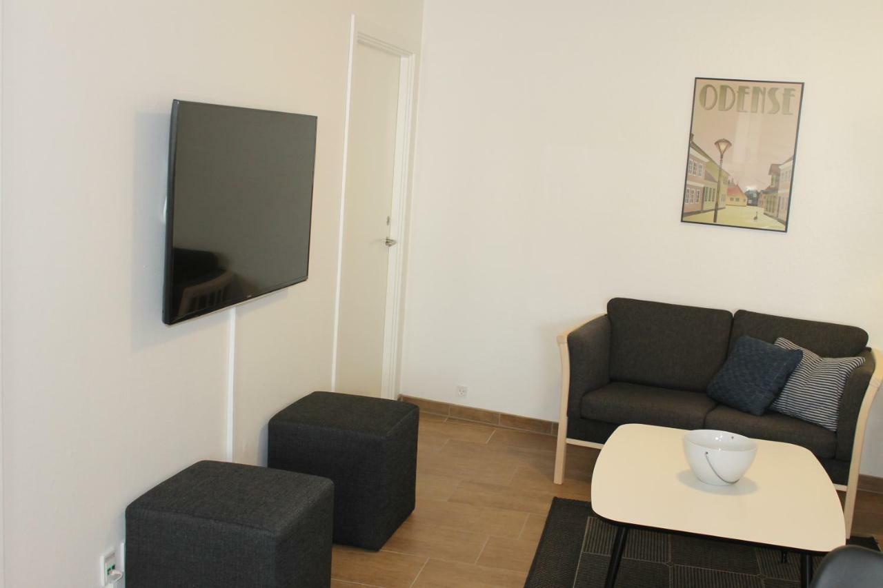 Amalie Bed And Breakfast & Apartments Odense Bagian luar foto
