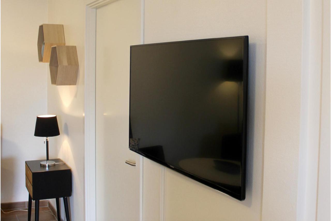 Amalie Bed And Breakfast & Apartments Odense Bagian luar foto